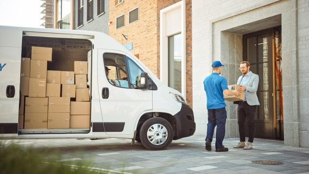 Meeting Deadlines with Ease: Unlocking the Power of Our Same-Day Courier Service